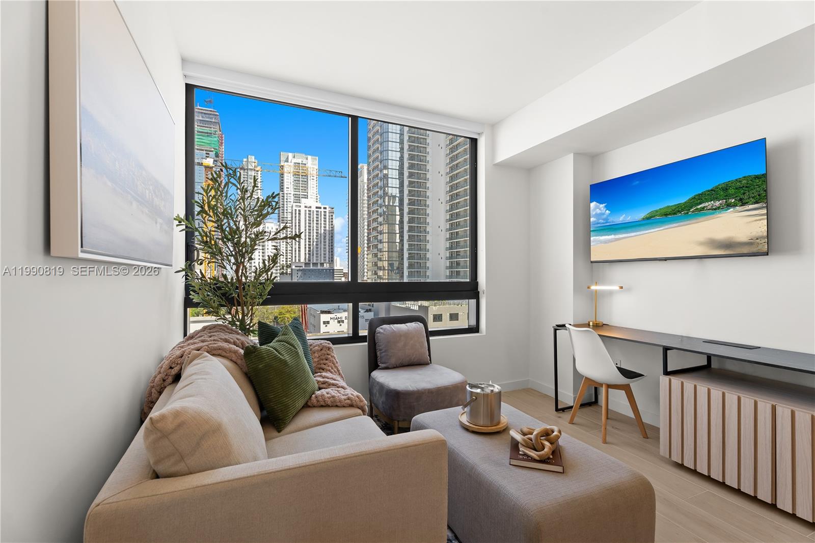 225 N Miami Ave #1003 Miami, FL 33128