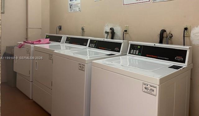 Undisclosed Address Pinecrest, FL 33156