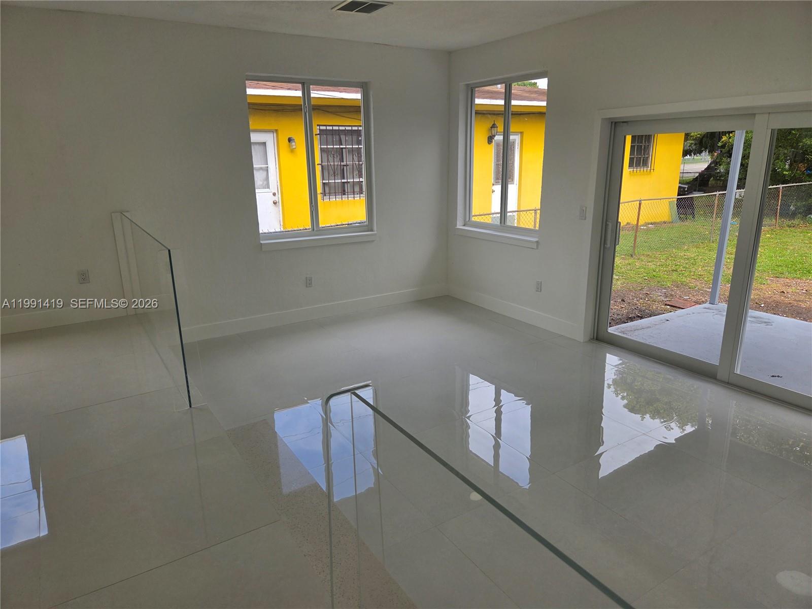 1781 NW 49th St Miami, FL 33142