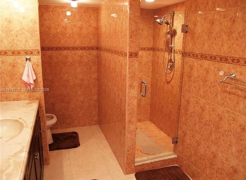 1865 S Ocean Dr #2B Hallandale Beach, FL 33009