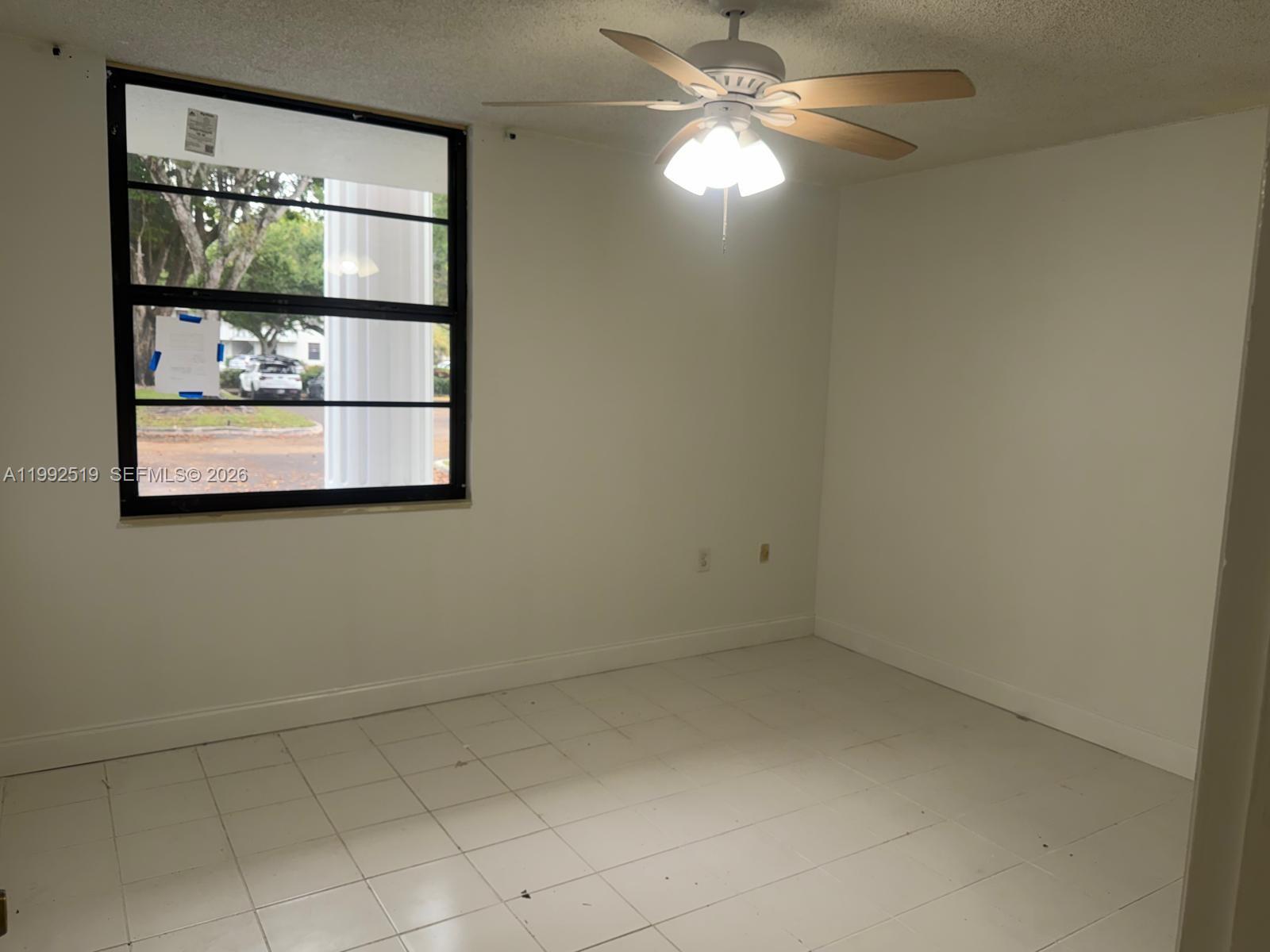 1709 Whitehall Dr #103 Davie, FL 33324