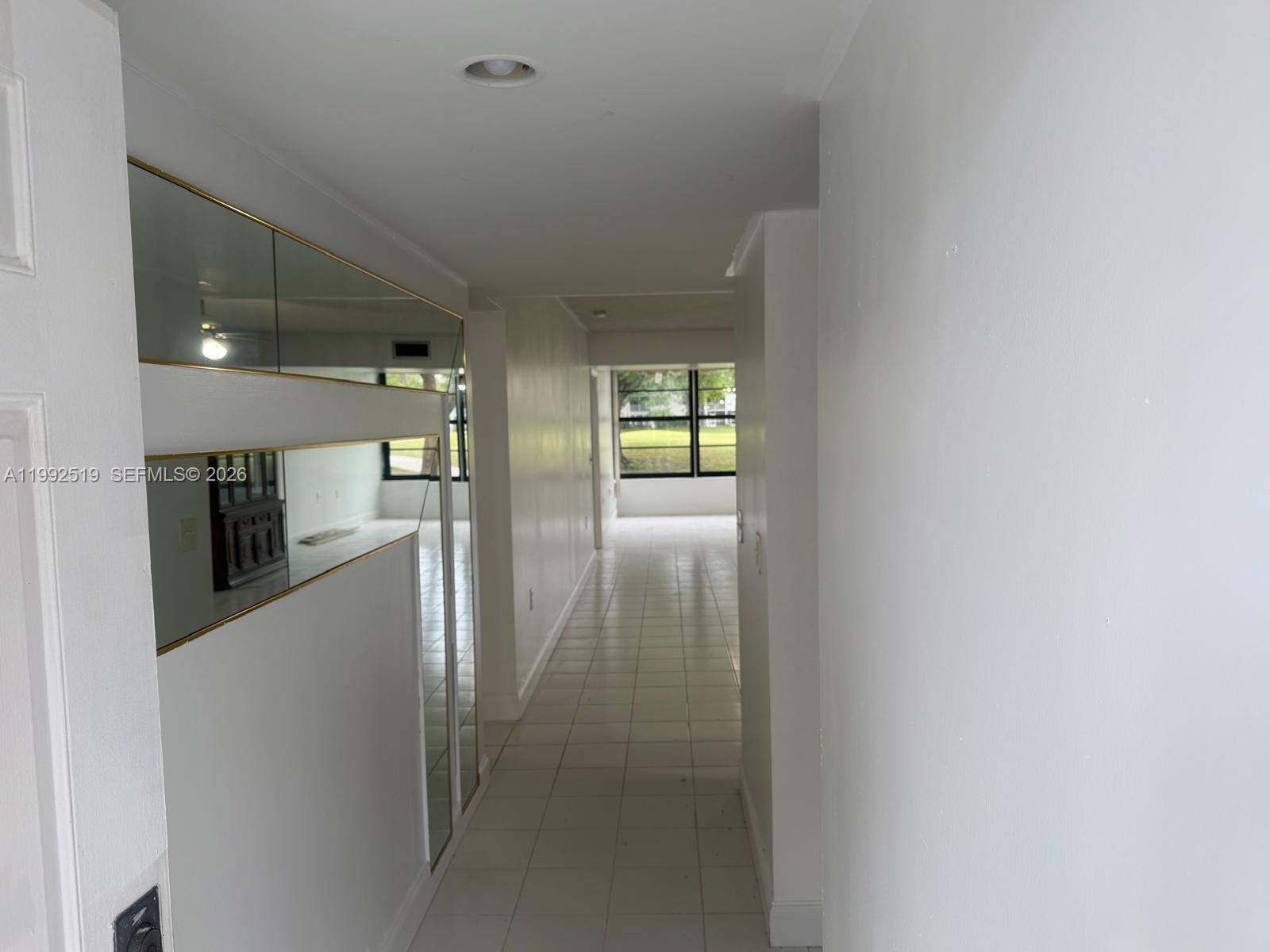 1709 Whitehall Dr #103 Davie, FL 33324