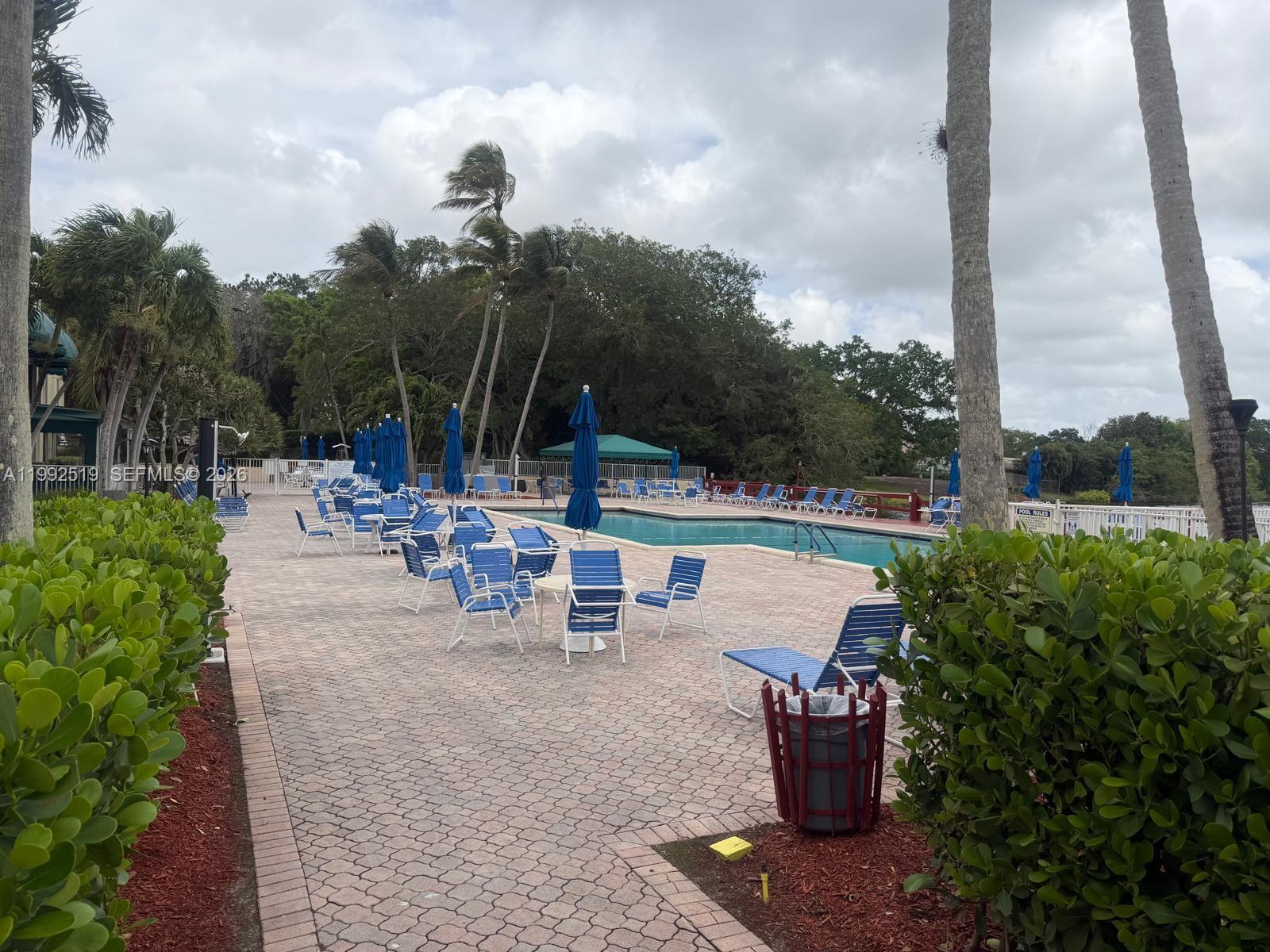 1709 Whitehall Dr #103 Davie, FL 33324