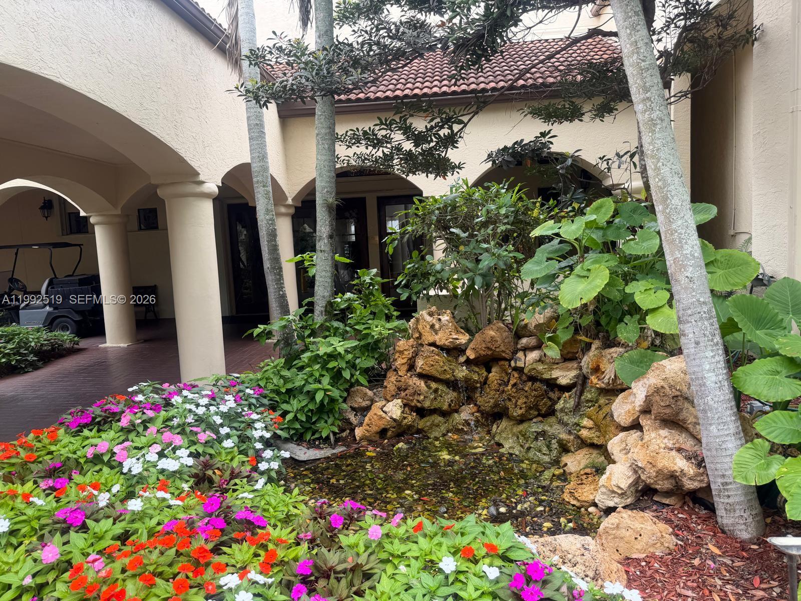 1709 Whitehall Dr #103 Davie, FL 33324