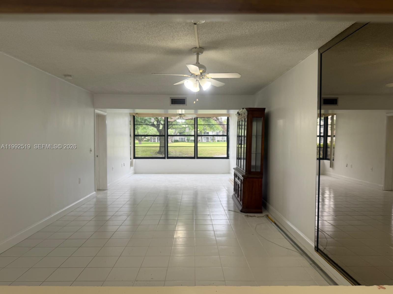 1709 Whitehall Dr #103 Davie, FL 33324