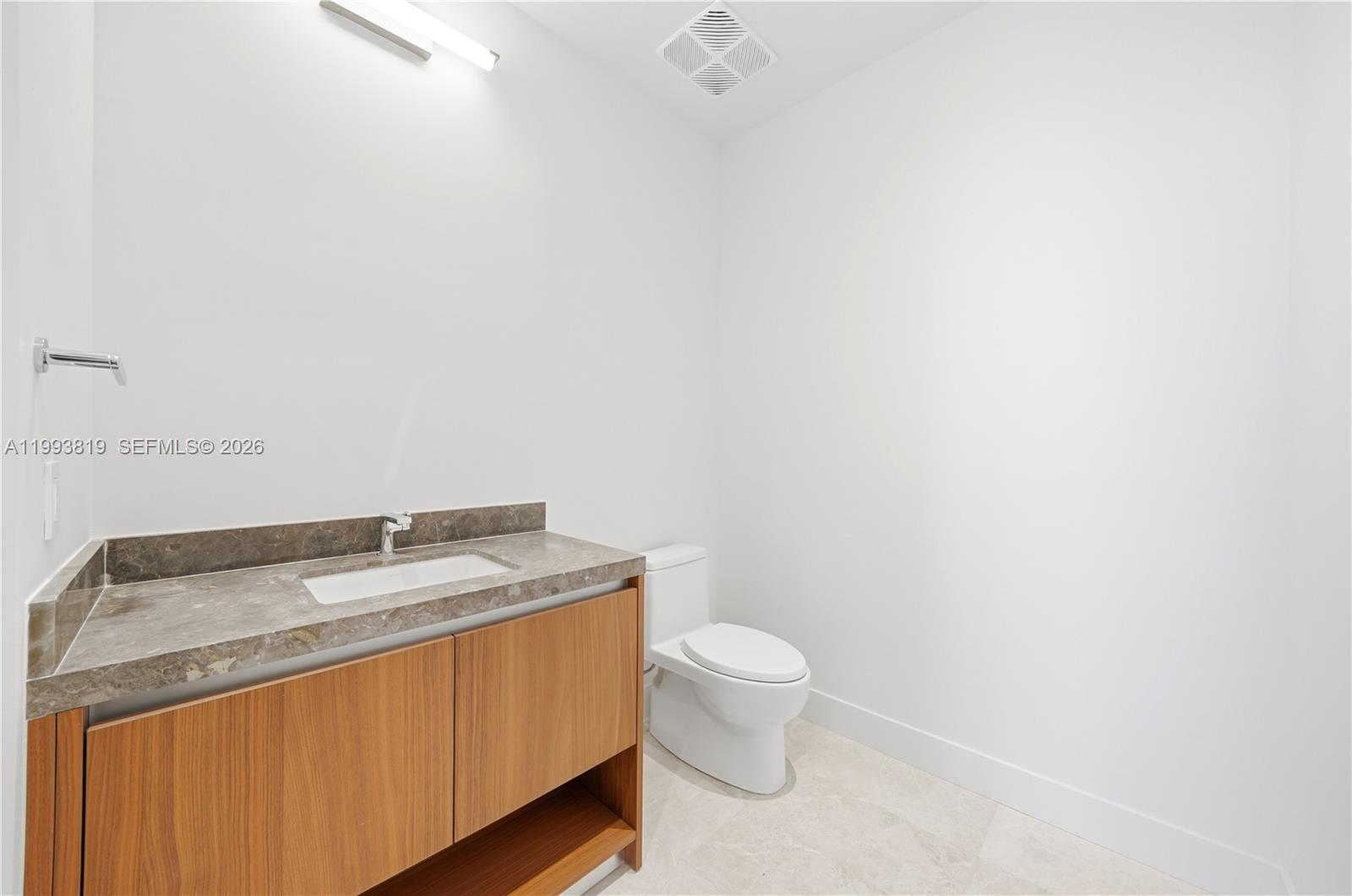 175 SE 25th Rd #3102 Miami, FL 33129