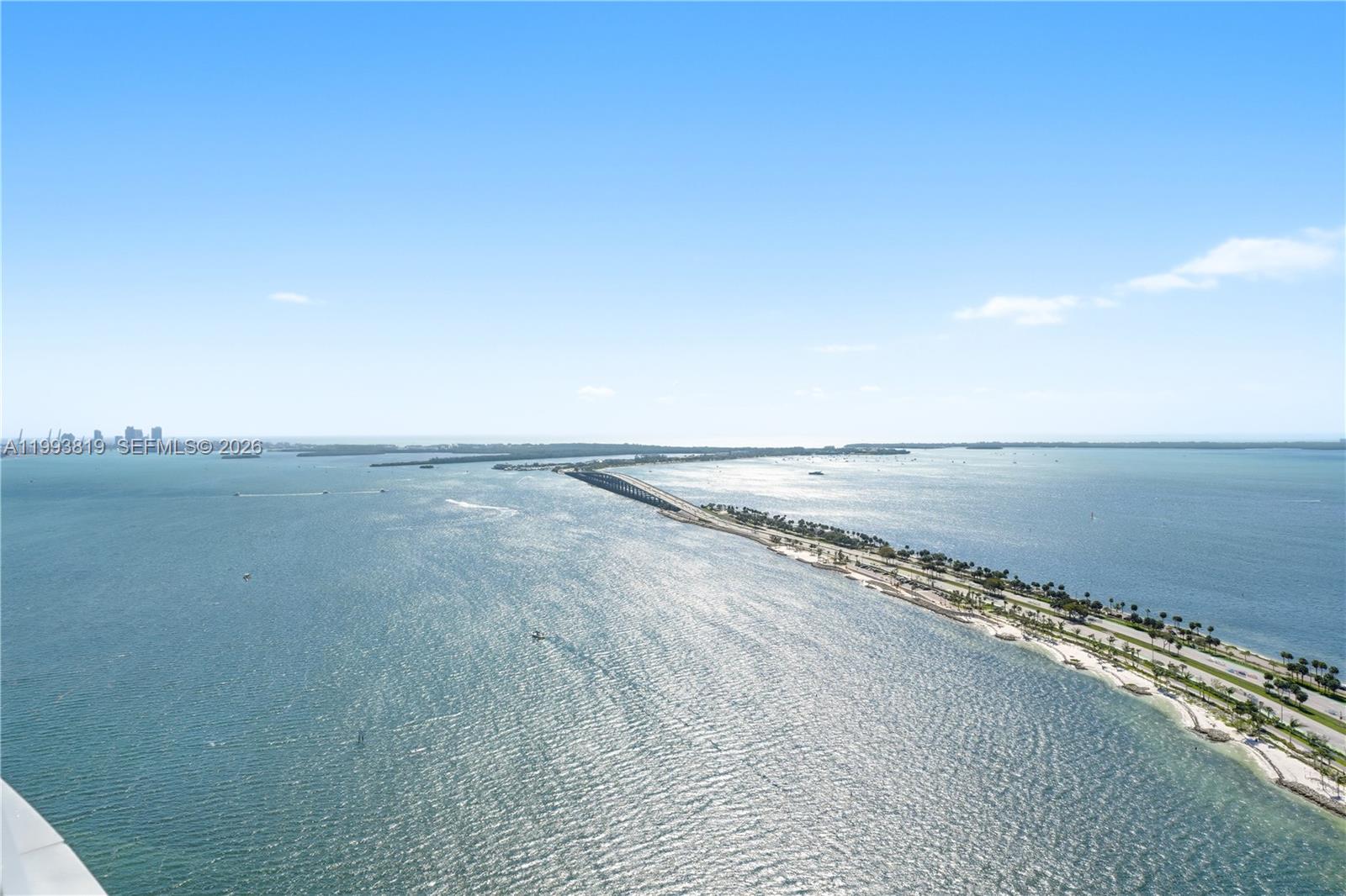 175 SE 25th Rd #3102 Miami, FL 33129