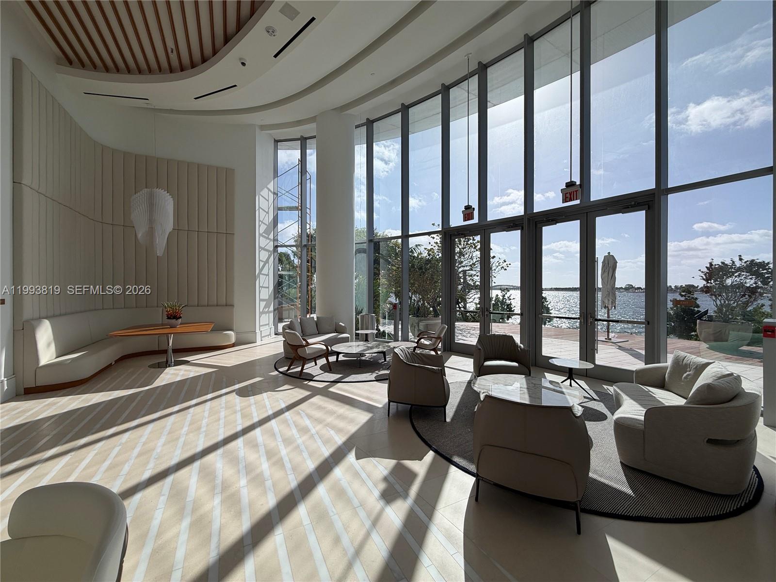 175 SE 25th Rd #3102 Miami, FL 33129