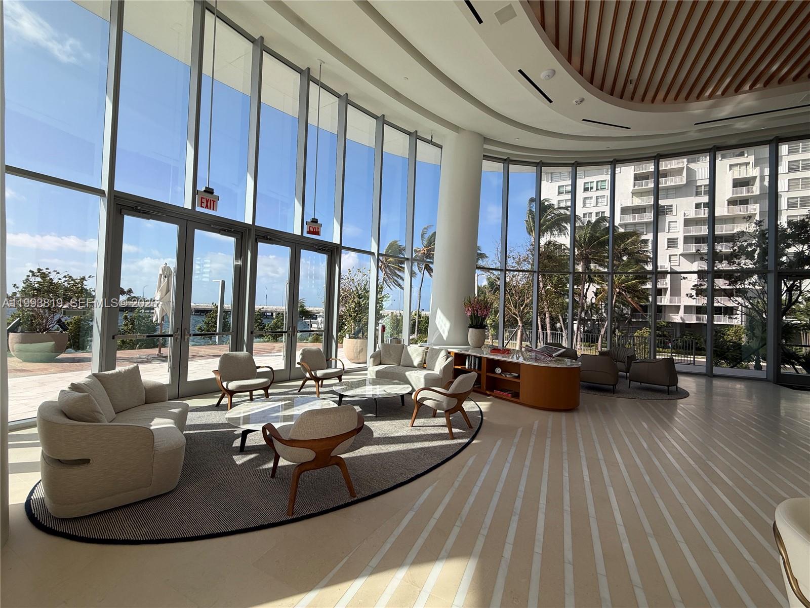 175 SE 25th Rd #3102 Miami, FL 33129