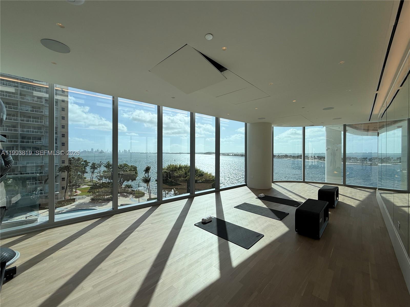 175 SE 25th Rd #3102 Miami, FL 33129