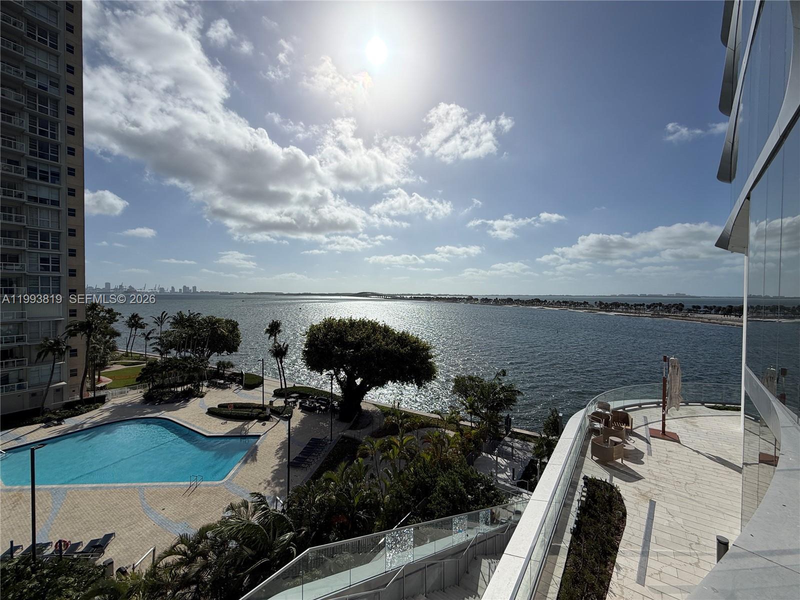 175 SE 25th Rd #3102 Miami, FL 33129