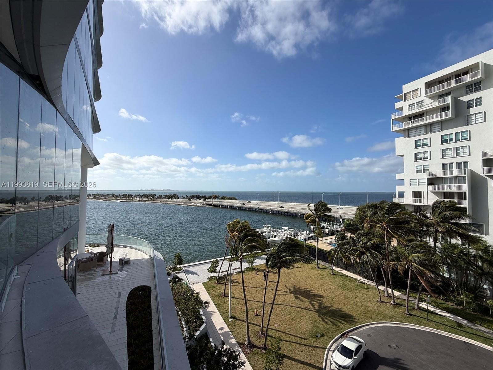 175 SE 25th Rd #3102 Miami, FL 33129