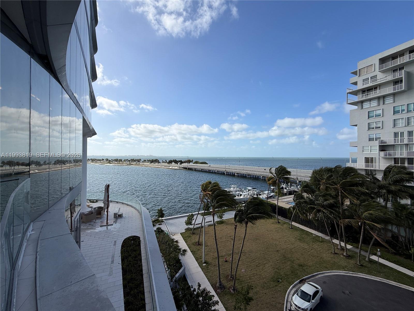 175 SE 25th Rd #3102 Miami, FL 33129