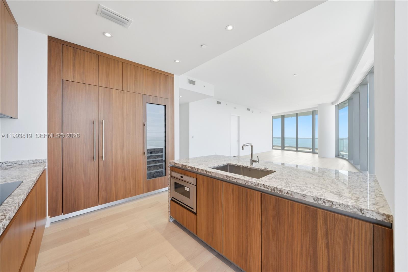 175 SE 25th Rd #3102 Miami, FL 33129