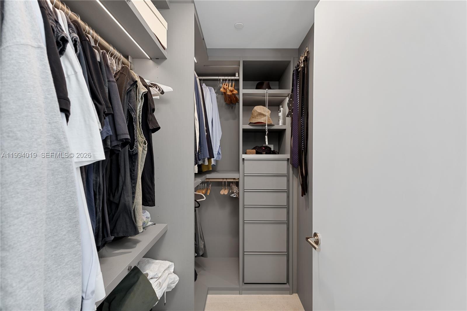 image Sereno Residences24