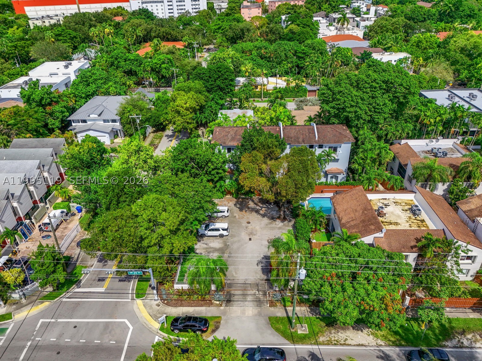 2987 Bird Ave Miami, FL 33133