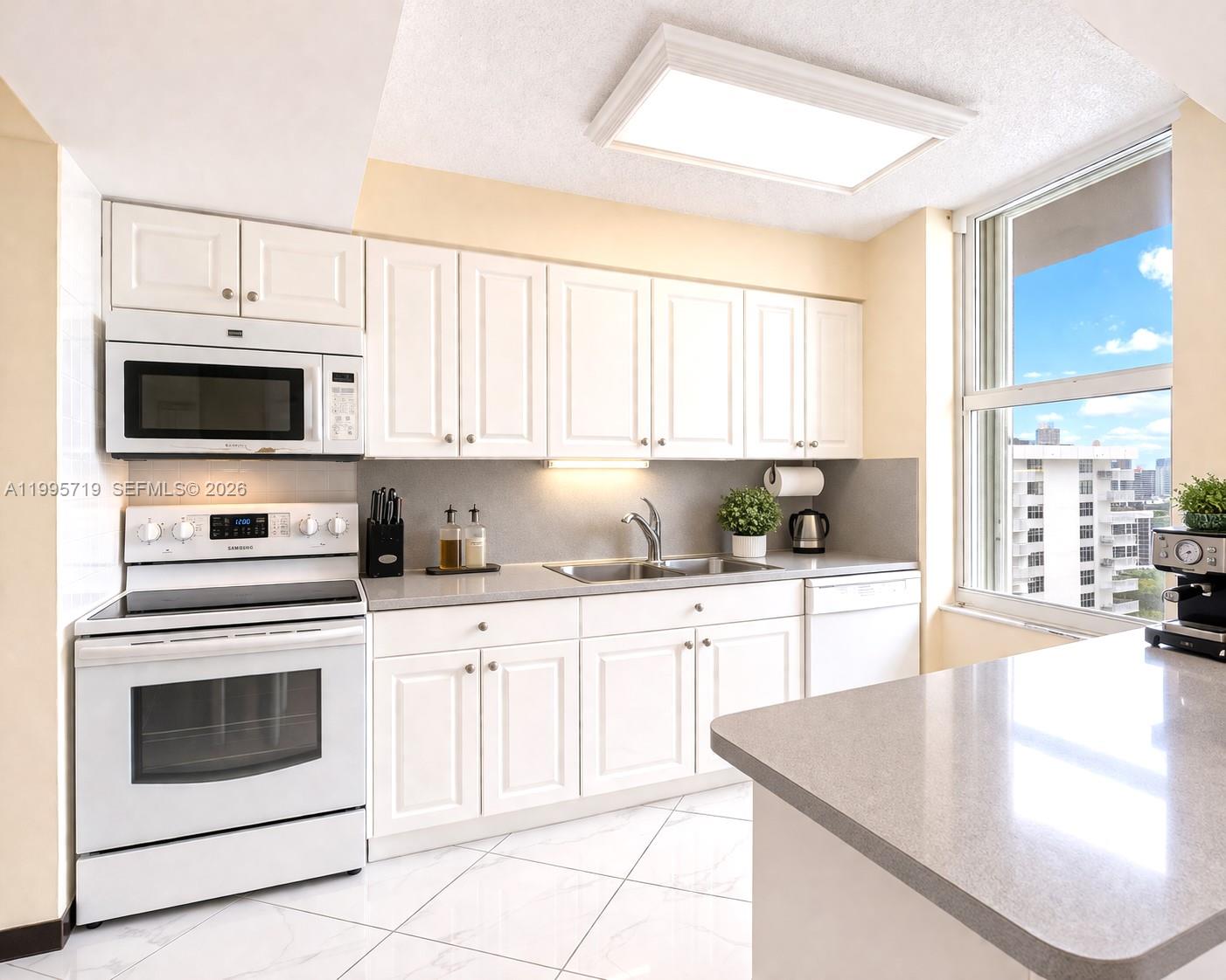 image Winston Towers 30023