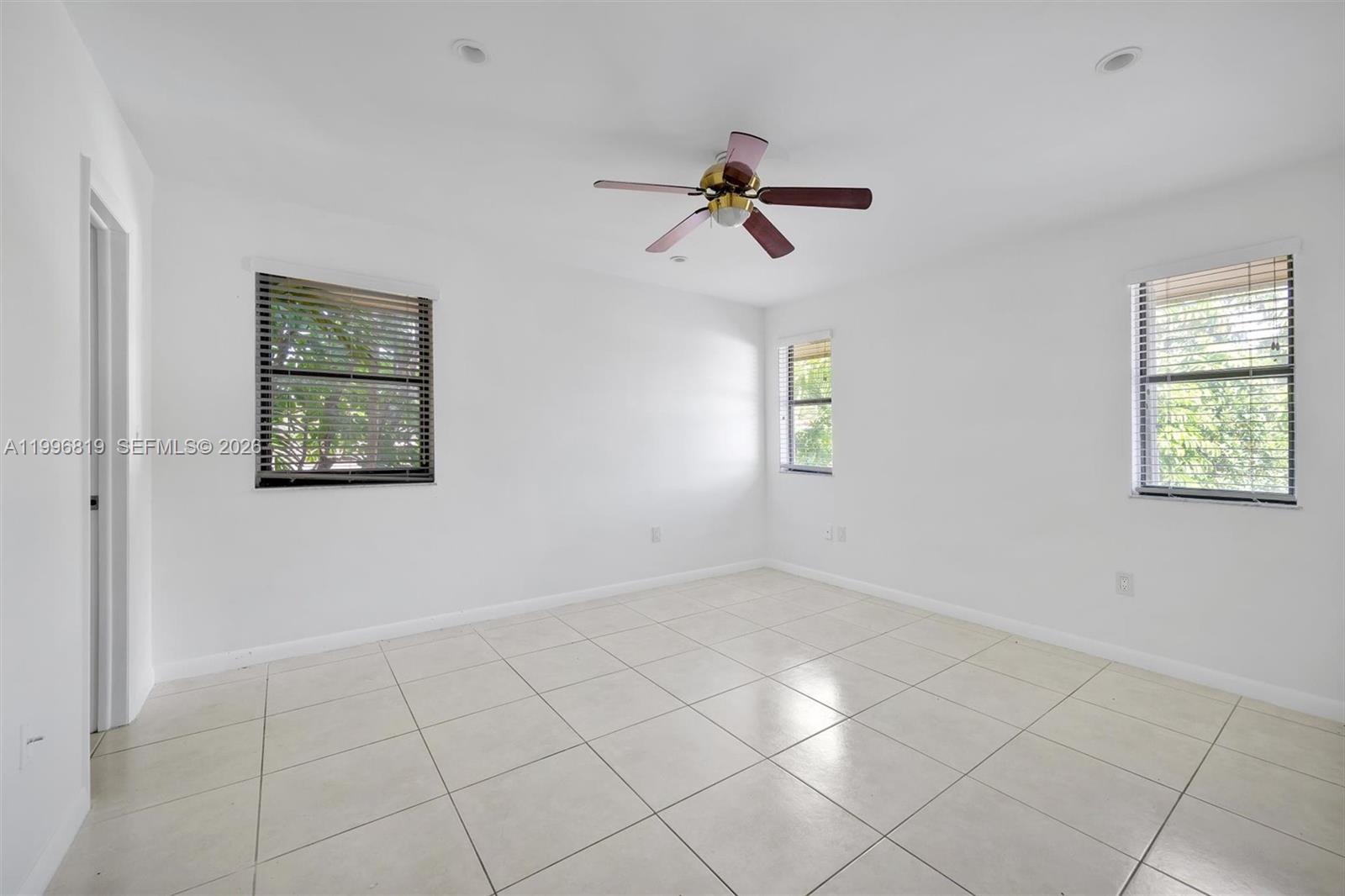 1545 Cantoria Ave Coral Gables, FL 33146