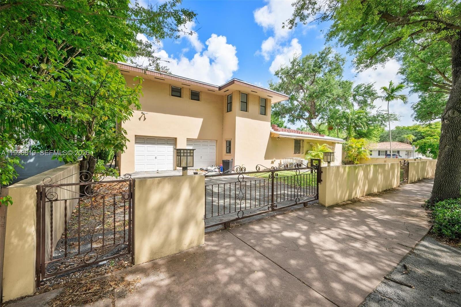 1545 Cantoria Ave Coral Gables, FL 33146