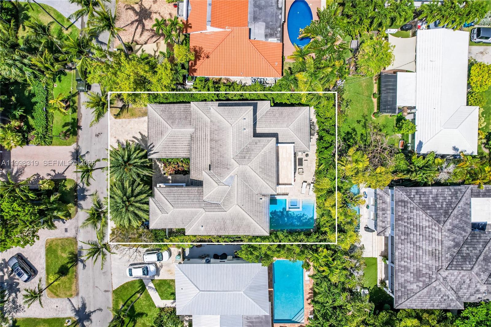 435 Hampton Ln Key Biscayne, FL 33149