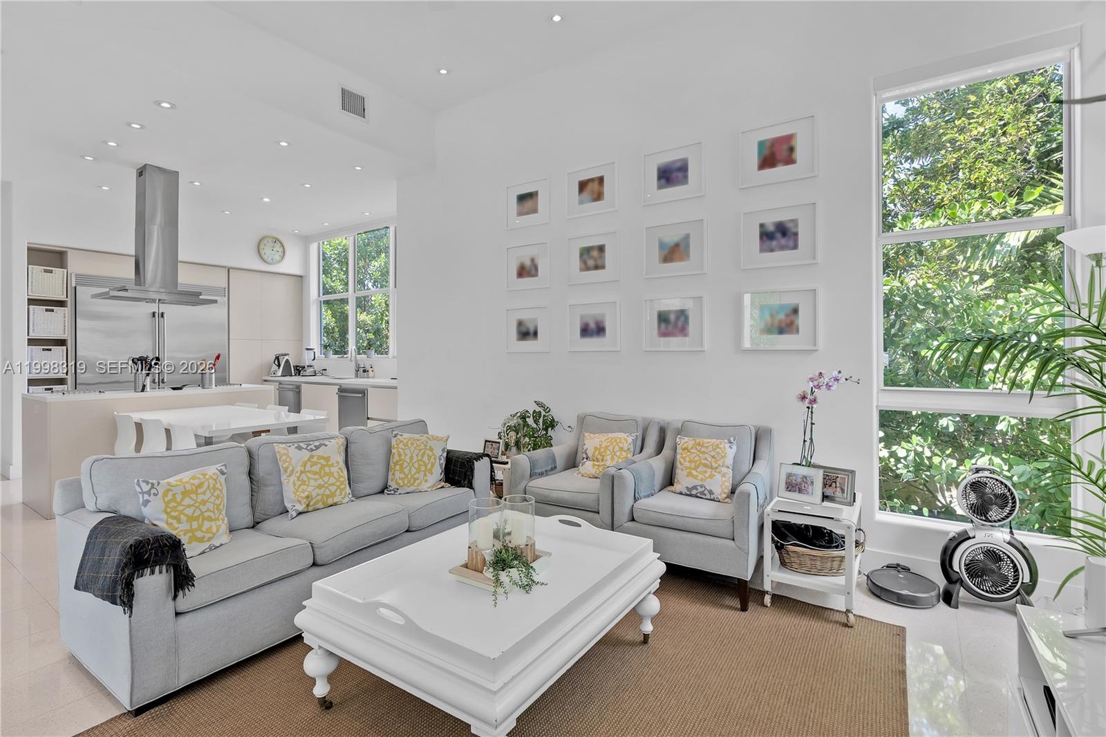 435 Hampton Ln Key Biscayne, FL 33149