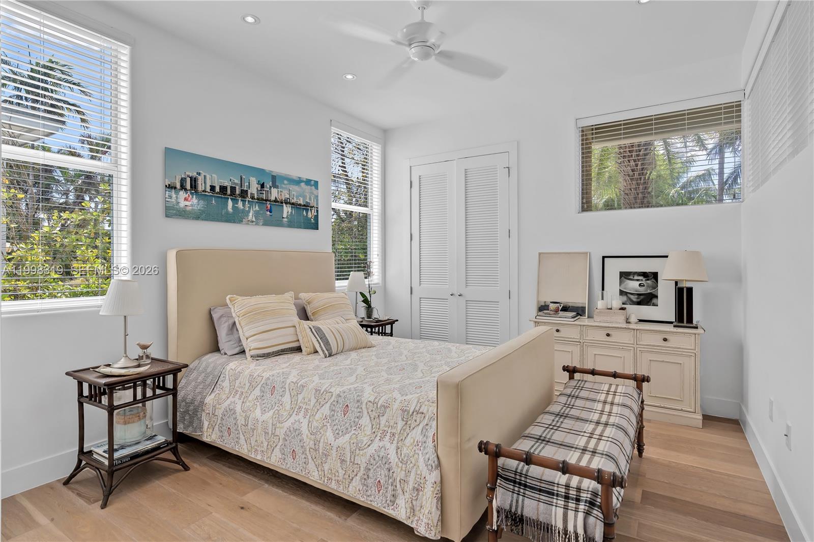 435 Hampton Ln Key Biscayne, FL 33149