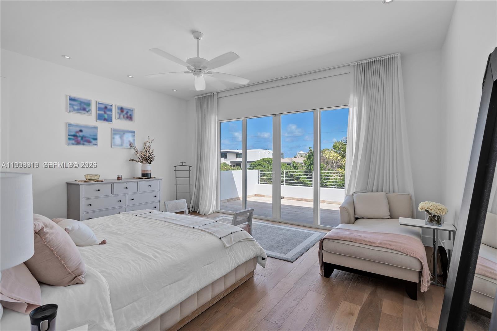 435 Hampton Ln Key Biscayne, FL 33149