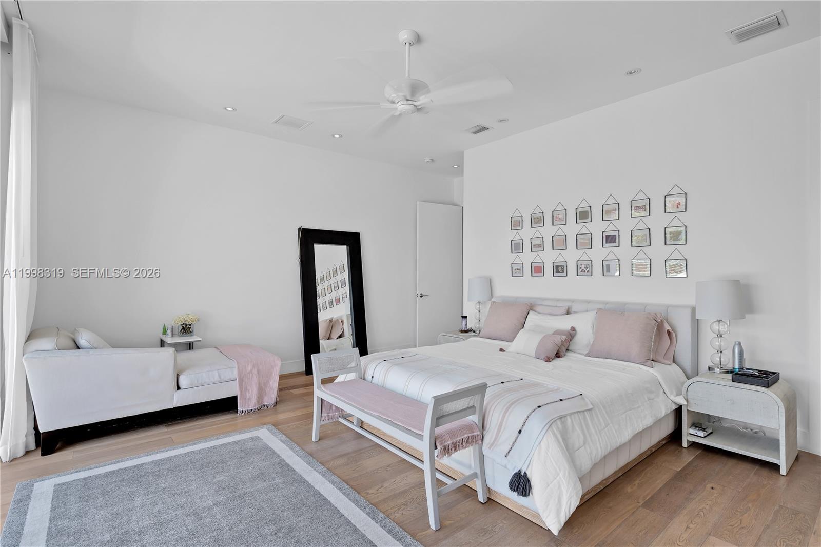 435 Hampton Ln Key Biscayne, FL 33149