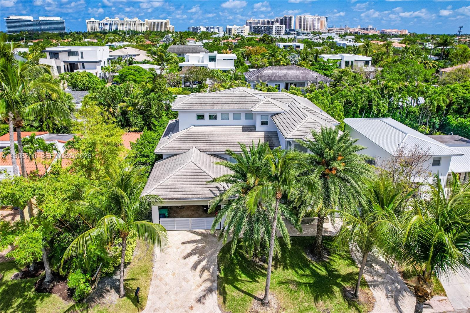435 Hampton Ln Key Biscayne, FL 33149
