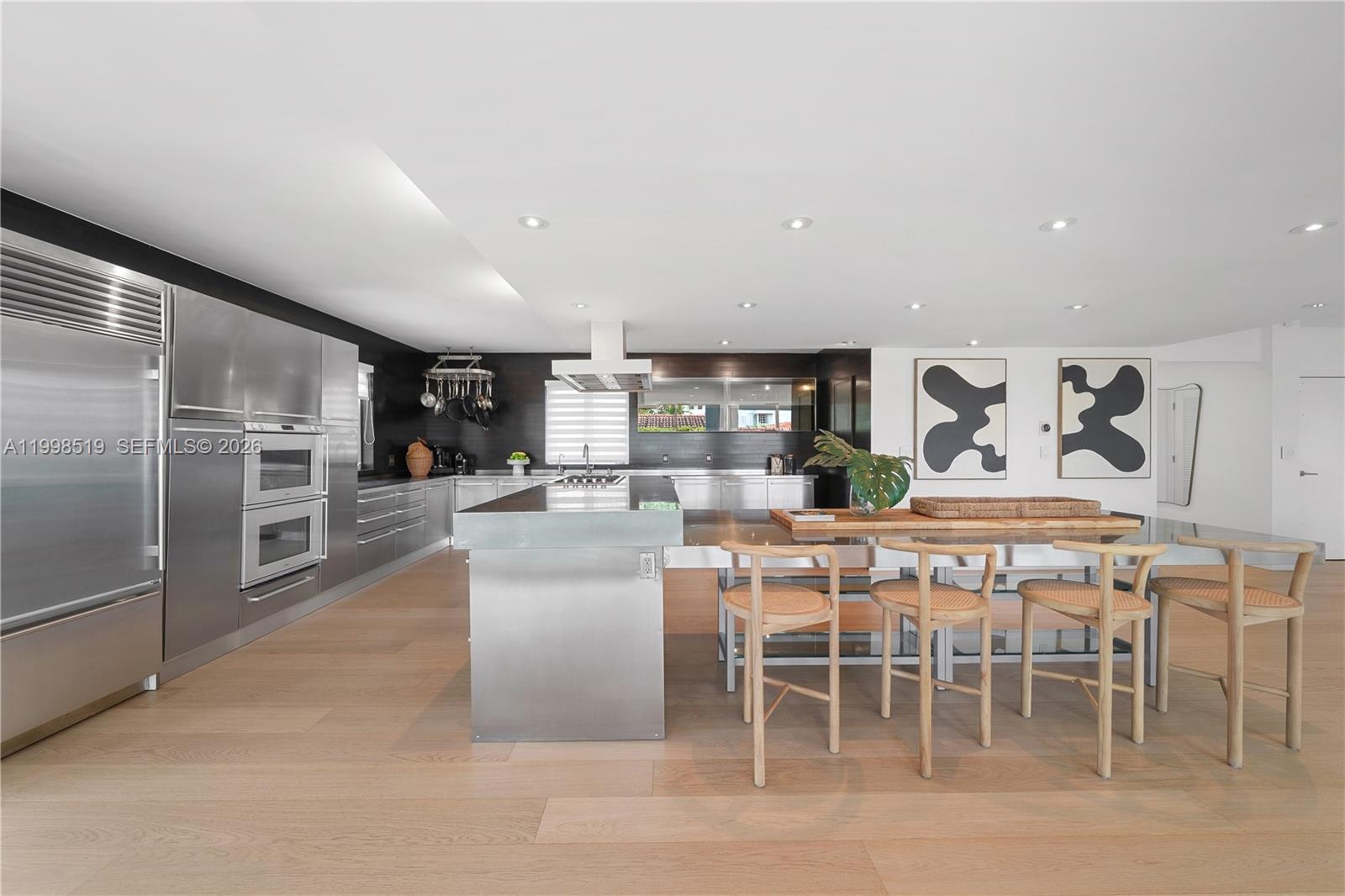 215 Palm Ave Miami Beach, FL 33139