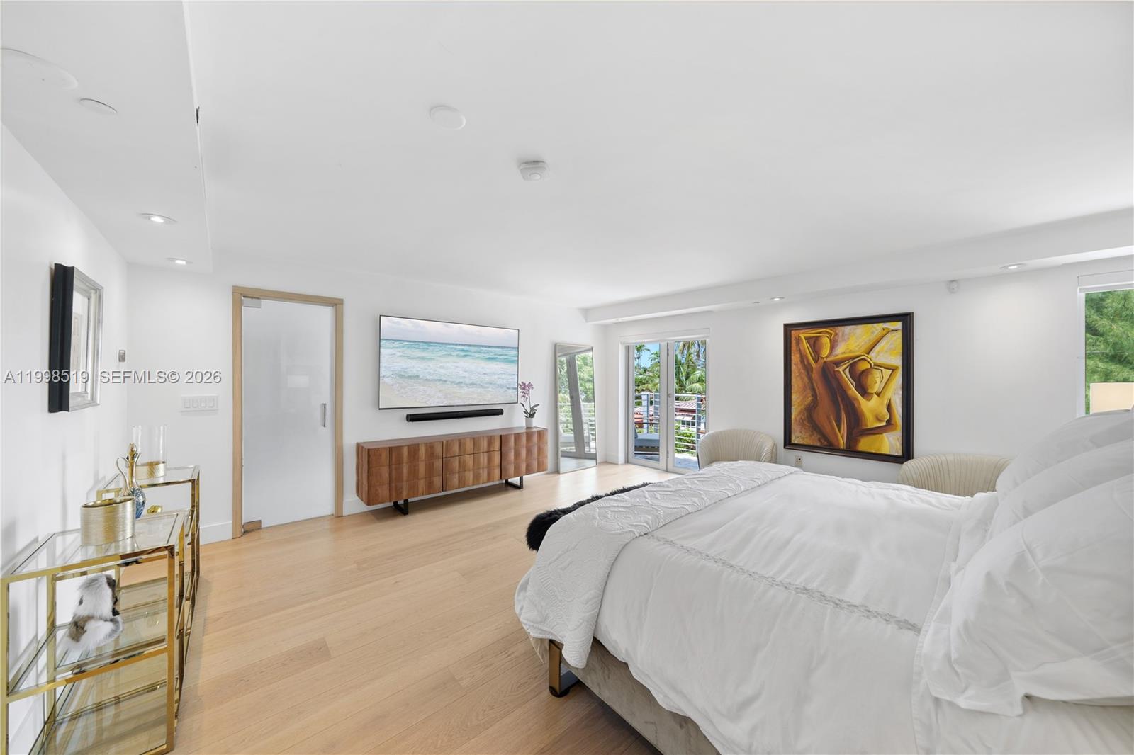 215 Palm Ave Miami Beach, FL 33139