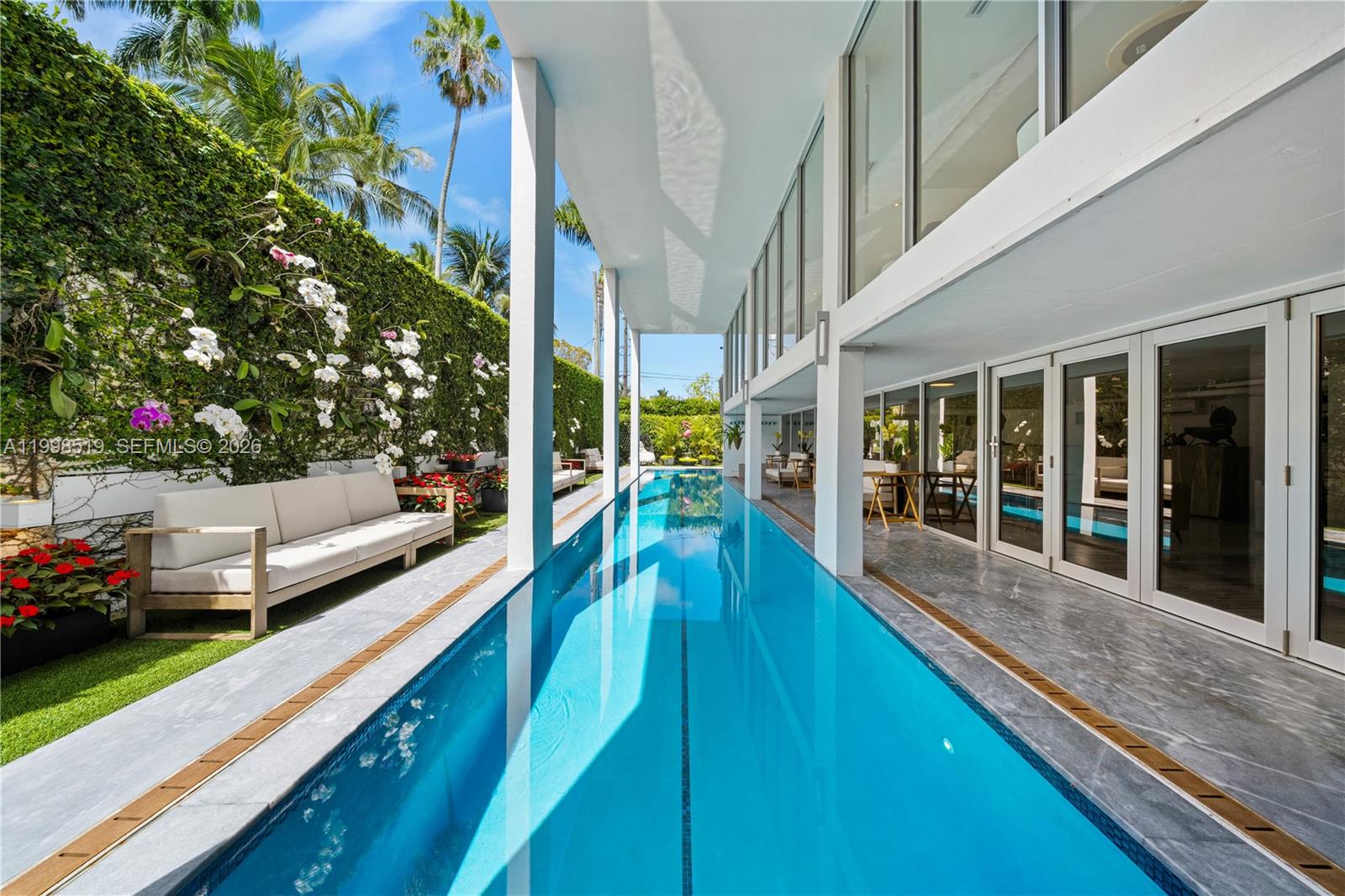 215 Palm Ave Miami Beach, FL 33139