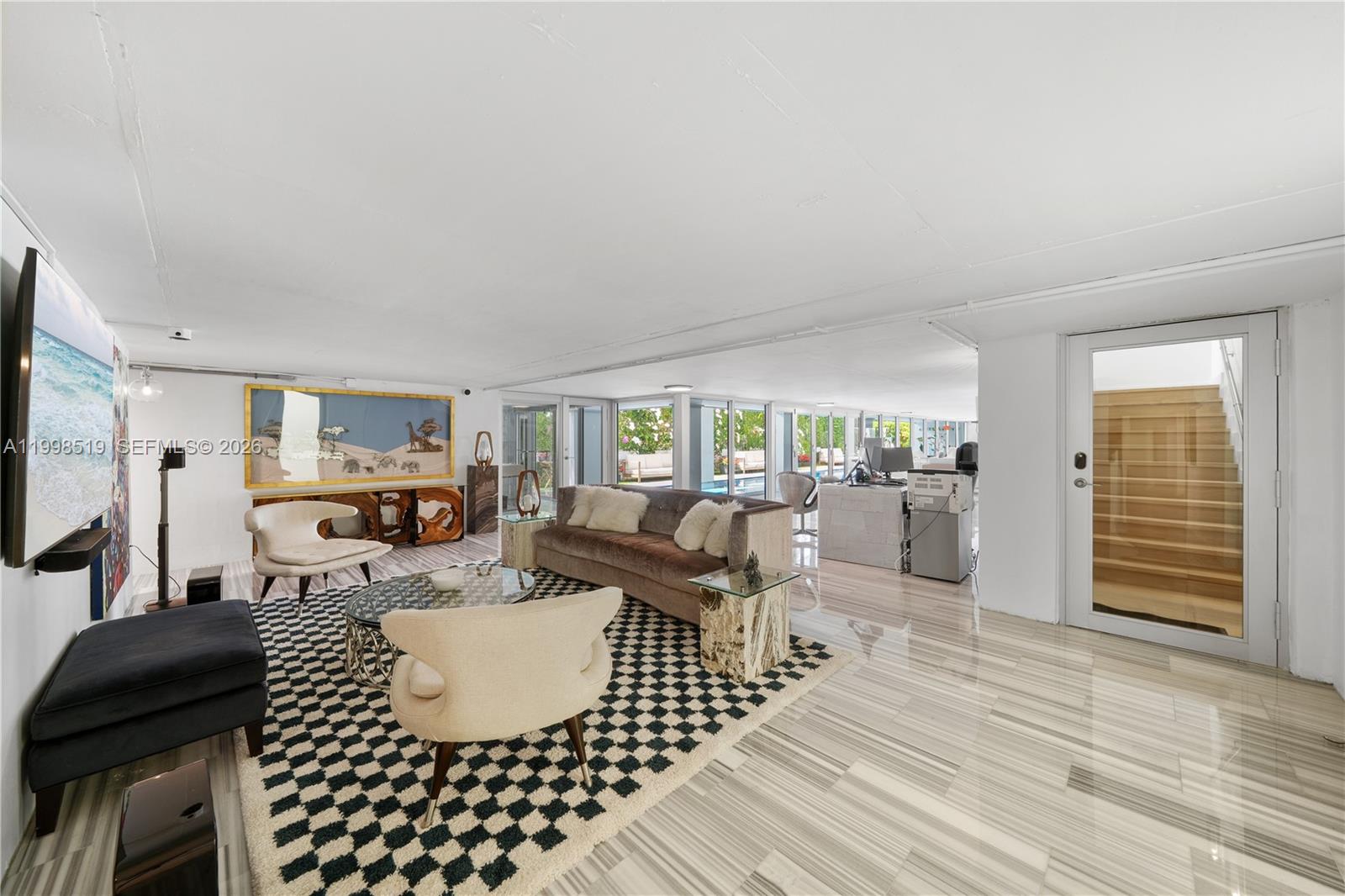 215 Palm Ave Miami Beach, FL 33139