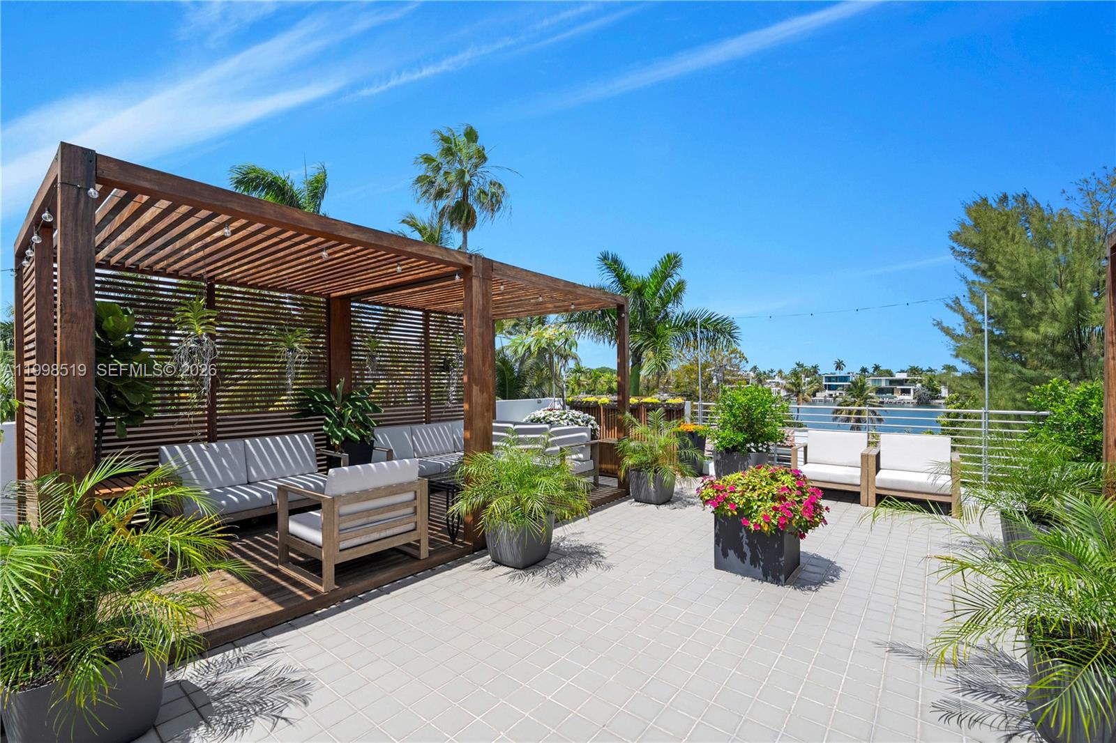 215 Palm Ave Miami Beach, FL 33139