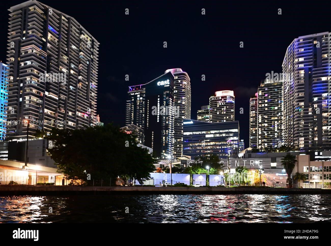 image Brickell on the River South21