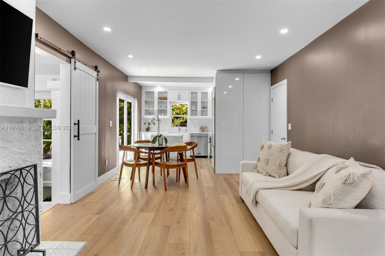 3951 Park Dr Miami, FL 33133