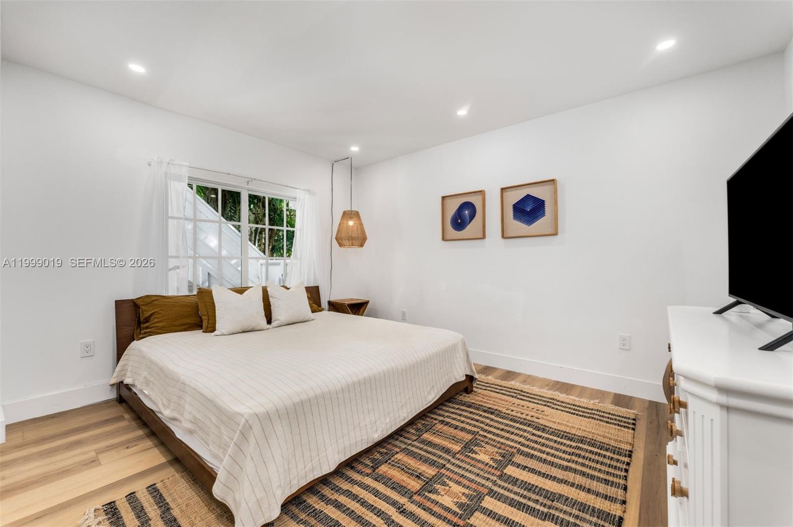 3951 Park Dr Miami, FL 33133