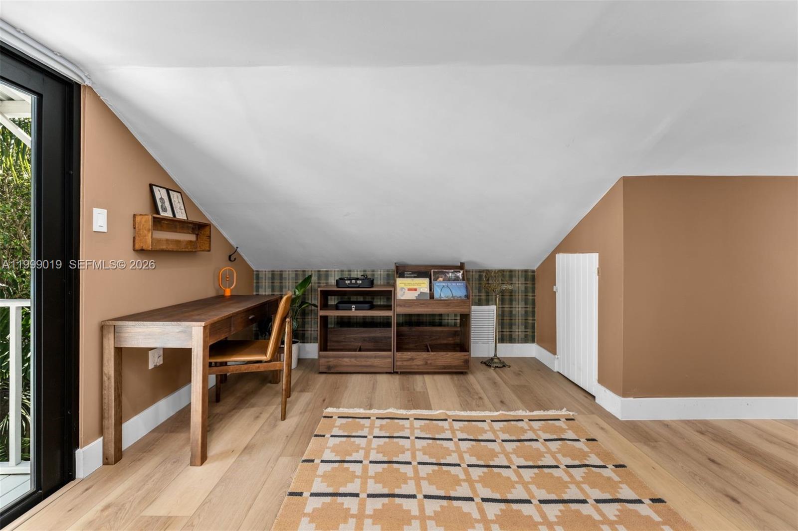 3951 Park Dr Miami, FL 33133