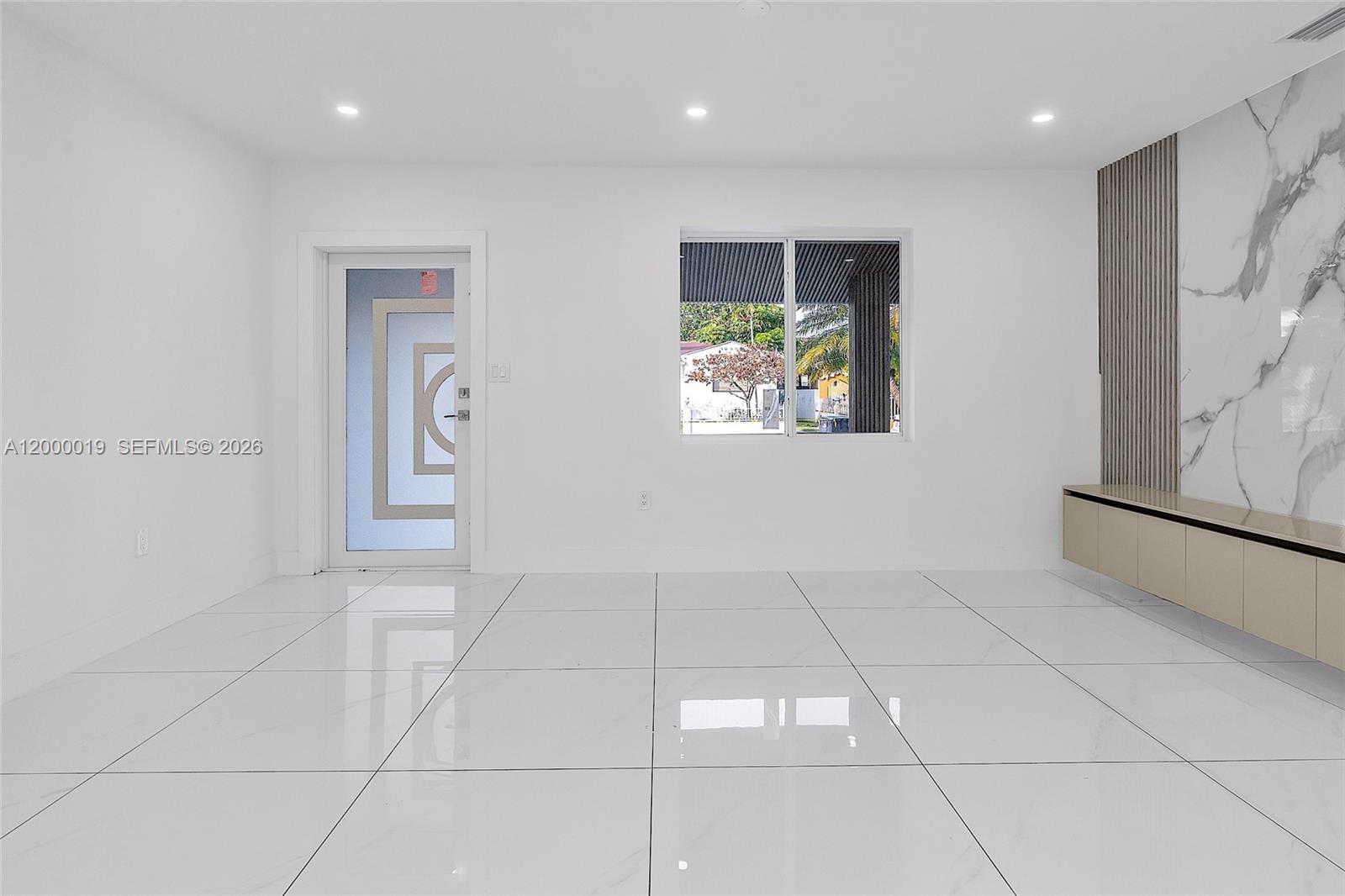 6540 SW 25th St Miami, FL 33155