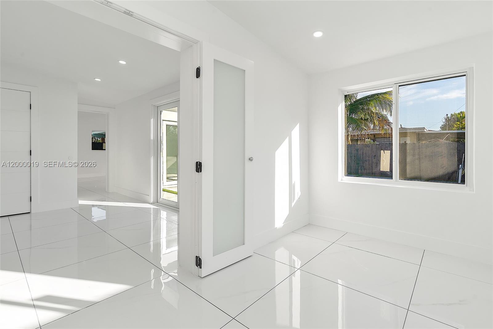 6540 SW 25th St Miami, FL 33155