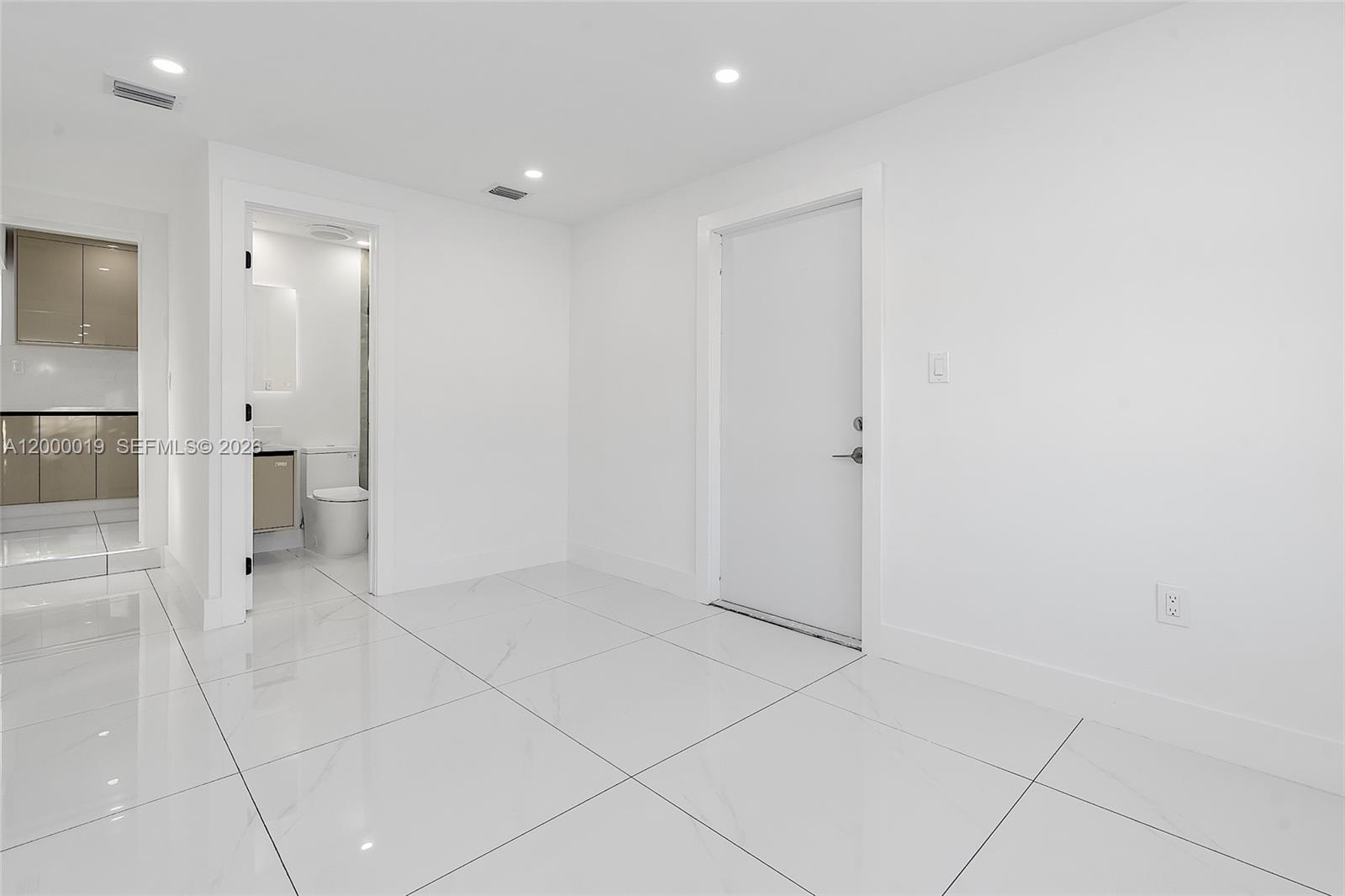 6540 SW 25th St Miami, FL 33155
