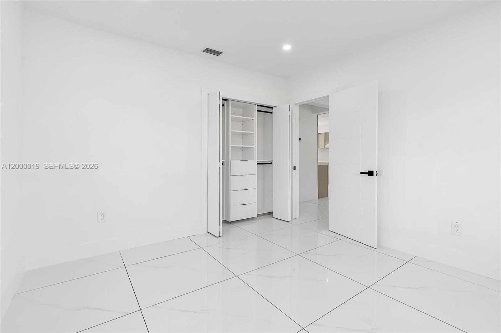 6540 SW 25th St Miami, FL 33155