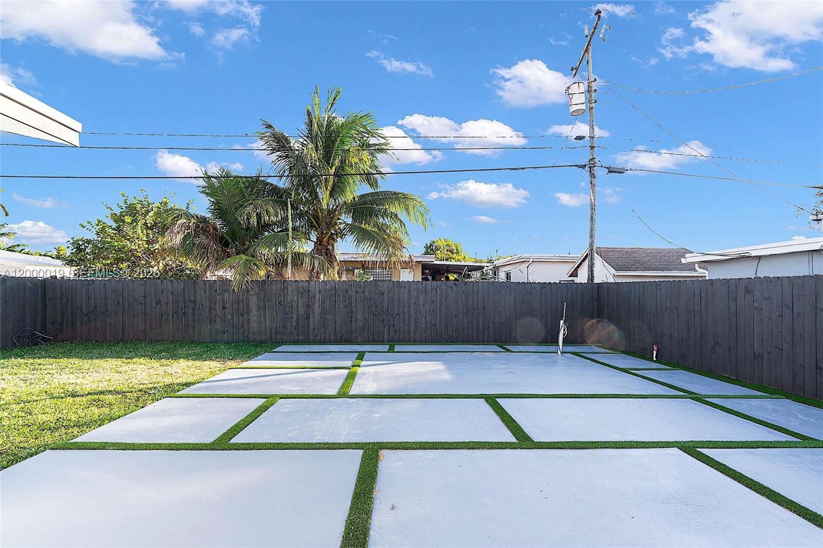 6540 SW 25th St Miami, FL 33155