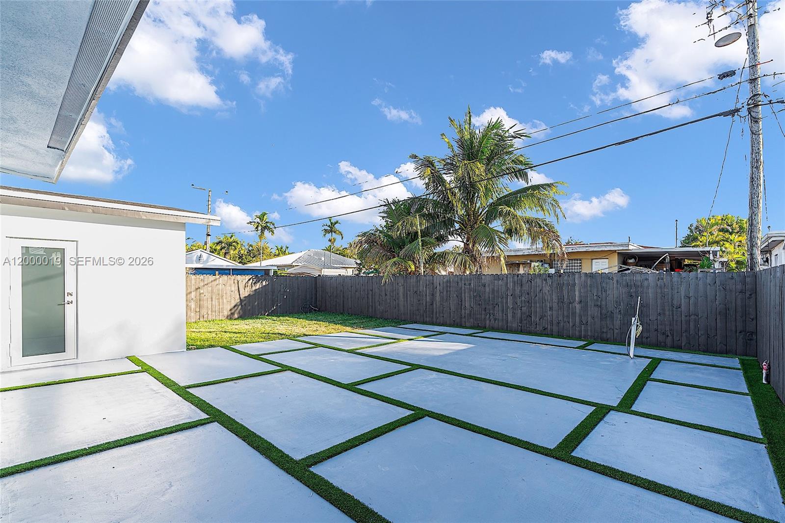 6540 SW 25th St Miami, FL 33155