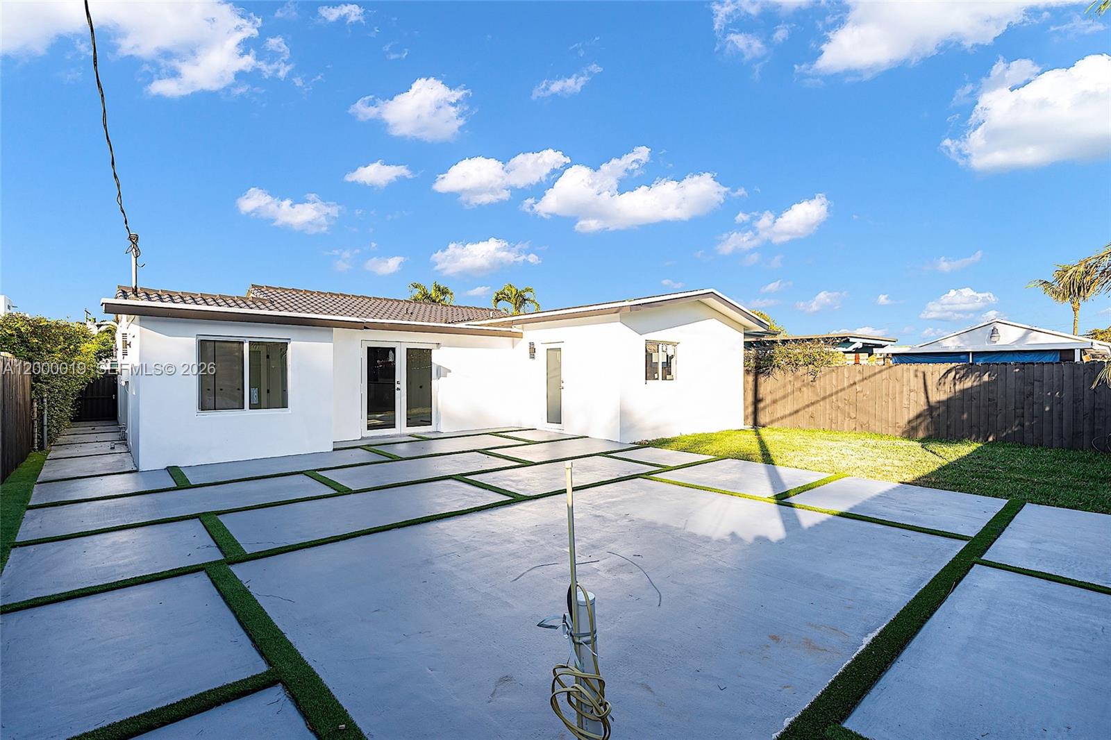 6540 SW 25th St Miami, FL 33155