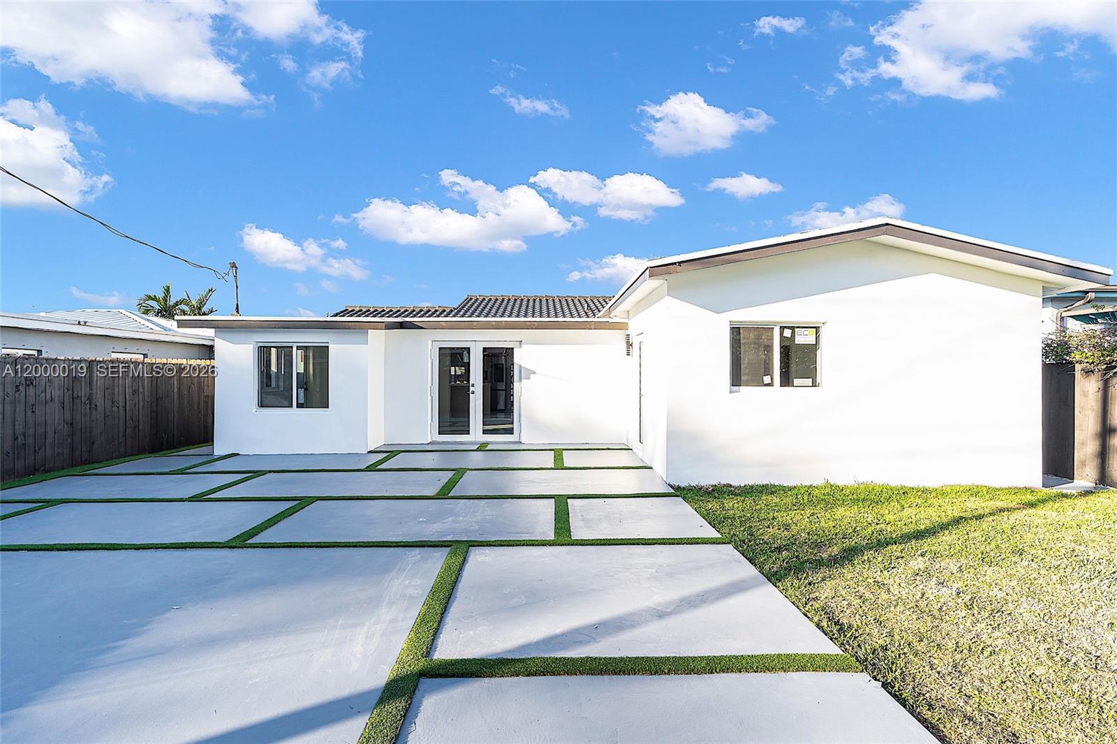 6540 SW 25th St Miami, FL 33155