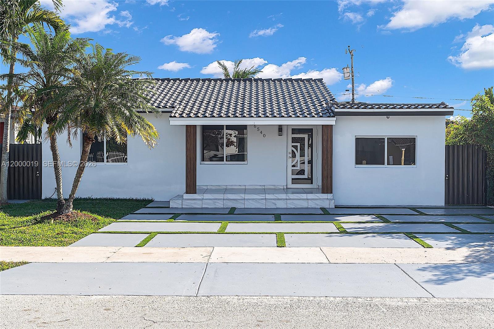 6540 SW 25th St Miami, FL 33155