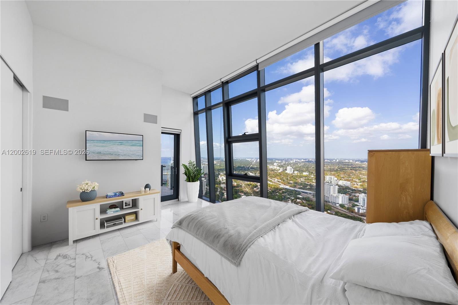 1451 Brickell Ave #5101 Miami, FL 33131