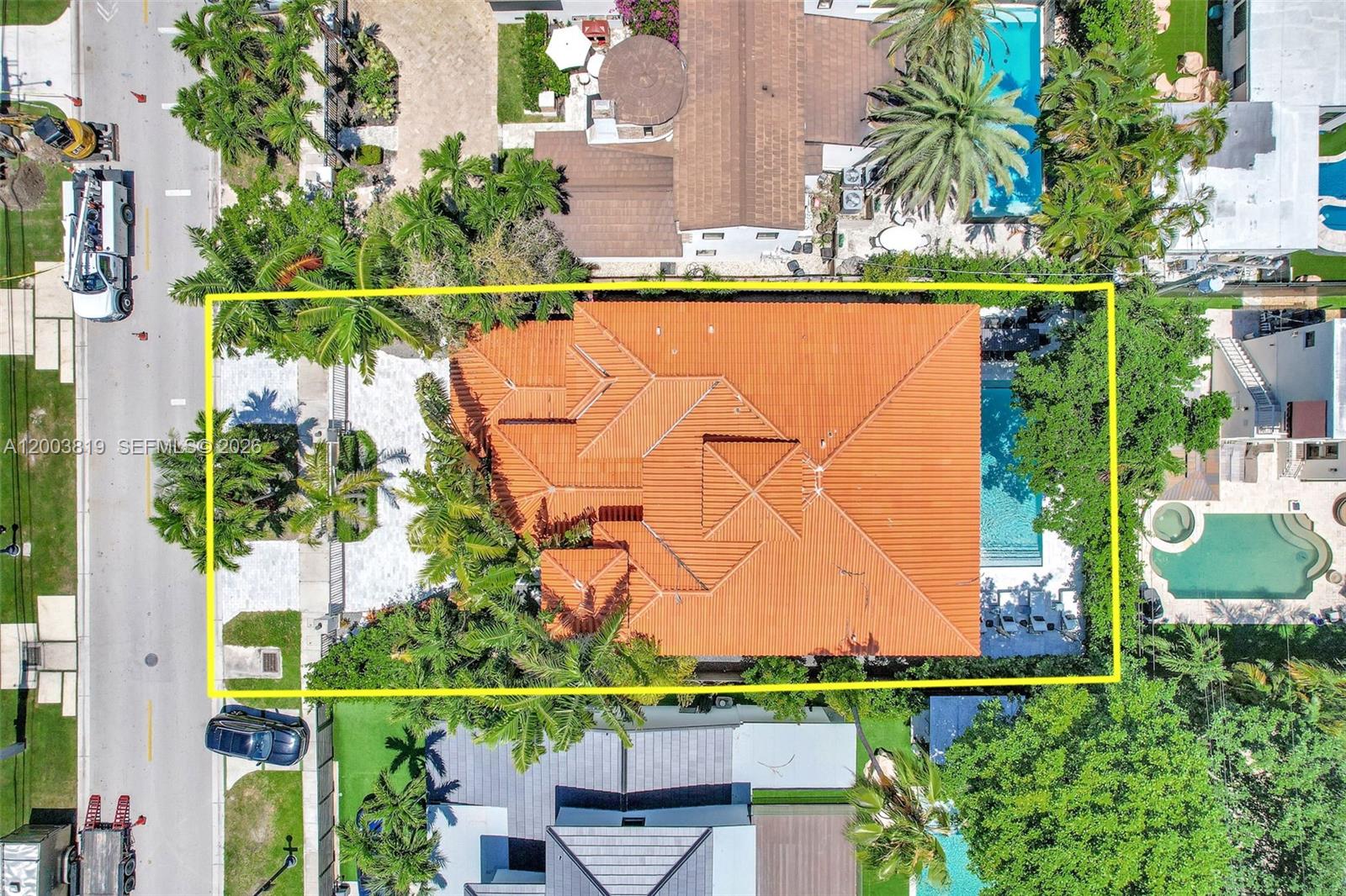 2143 N Bay Rd Miami Beach, FL 33140