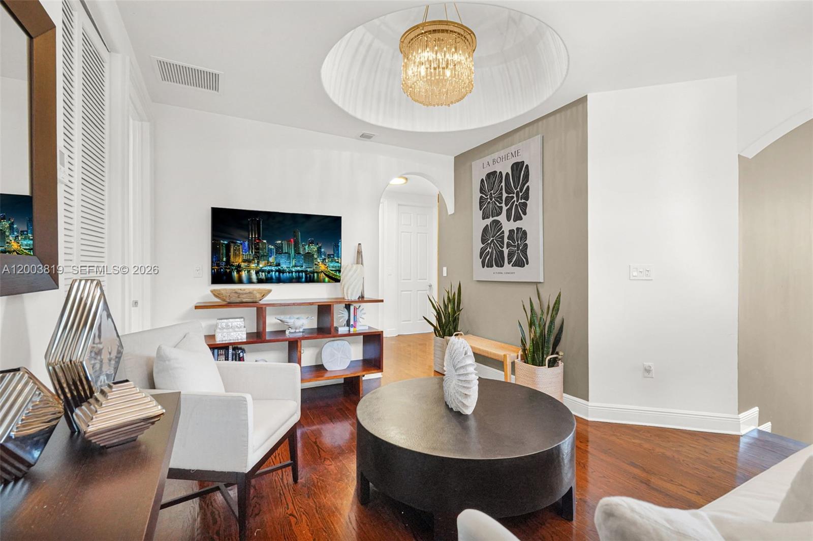 2143 N Bay Rd Miami Beach, FL 33140